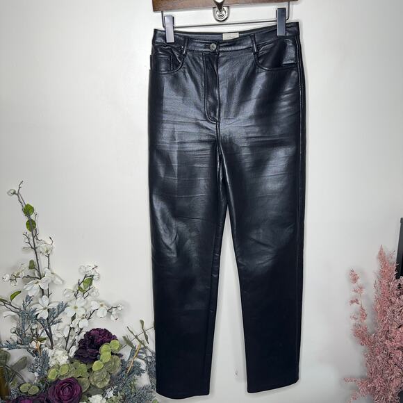WILFRED x ARITIZA Melina Faux Leather Straight Pant Black {ZZ26} - Picture 2 of 5